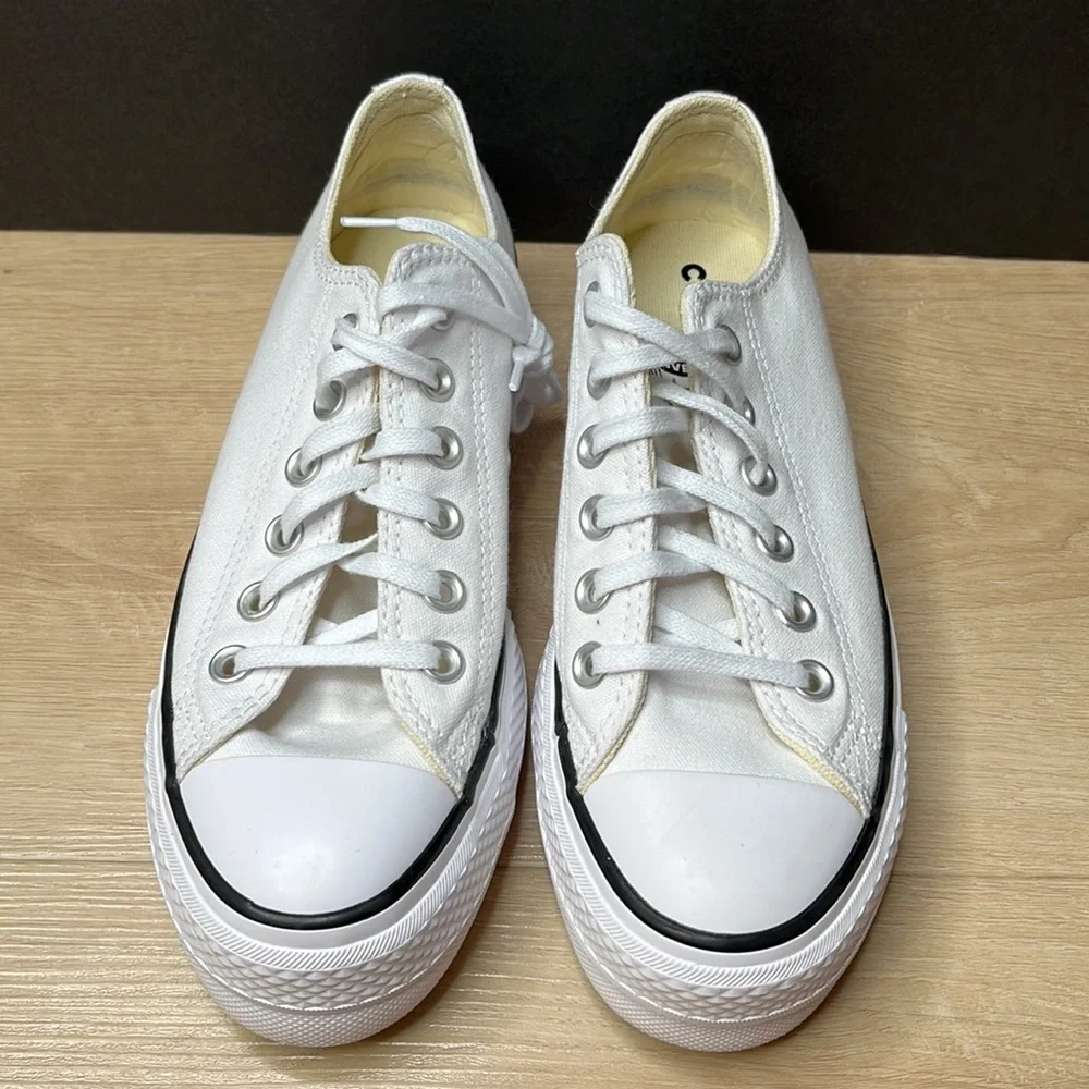 Converse low top